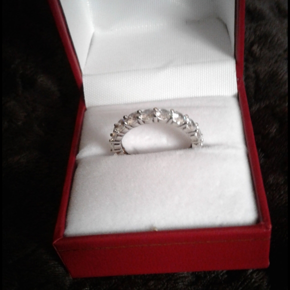 Swarovski Crystal Eternity Band Ring. NEVER WORN - Picture 3 of 3
